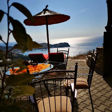 Casa Romantica Petriaí